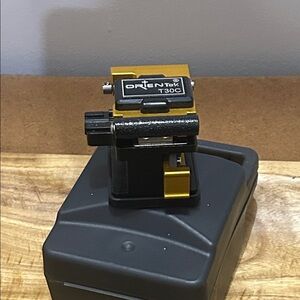 Orientek T30C High Precision Optical Fiber Cleaver